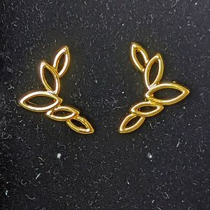 NWOT Park Lane "Crepe" Earrings